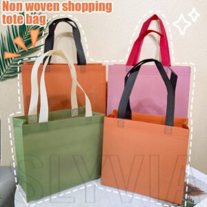 Slxc ถุงช้อปปิ้งไม่ทอกระเป๋าถือสิ่งแวดล้อมความจุขนาดใหญ่สีทึบเรียบง่ายหนาพับเก็บได้แบบพกพาภาชนะเก็บเดินทางกลางแจ้งถุงของขวัญเสื้อผ