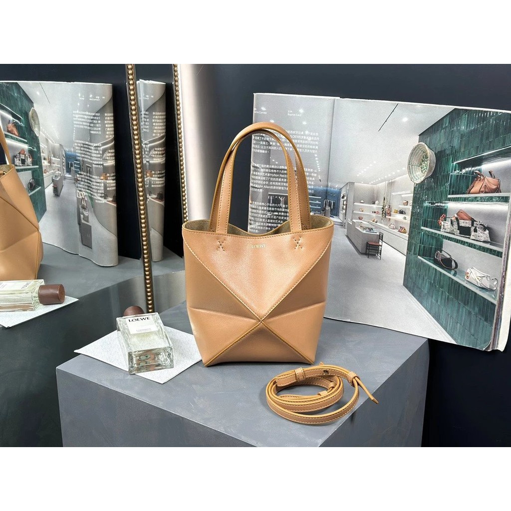 ขนาดเล็ก ขนาด 1659520ซม สีน้ำตาล พับได้เต็มที่ จำเป็นสำหรับการเดินทางแบบพกพา มากมาย