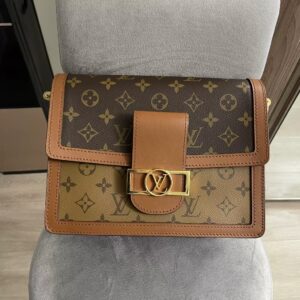 มือสองเดิม M45958Louis Vuitton DAUPHINE กระเป๋าถือขนาดกลาง Daphne MM กระเป๋าโซ่โลหะ สายสะพายหนังกระเป๋าสะพายข้าง