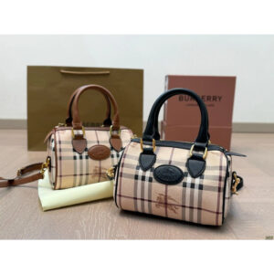 กระเป๋าหมอนลายบอสตันแบบตั้งได้ ดีไซน์ลายตารางคลาสสิก เต็มไปด้วยสไตล์อังกฤษ ย้อนยุคและหลากหลาย