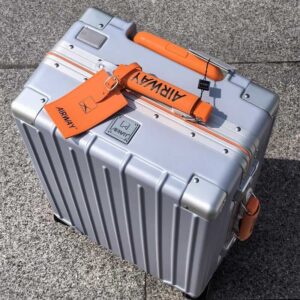 Airway อลูมิเนียมเฟรมกระเป๋าเดินทางผู้หญิง 20 นิ้วกรณี De