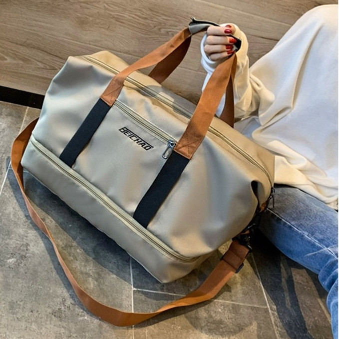 ส่งฟรีพร้อมส่งส่งไวถูกสุดกระเป๋าเดินทางใบใหญ่สวยเวอร์สไตล์เกาหลี มีช่องใส่รองเท้าโดยเฉพาะ