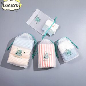 LUCKYU กระเป๋าหูรูด Matte โปร่งใสฝุ่นรองเท้าเก็บกระเป๋า Creative PE เสื้อผ้า Classified แขวนกระเป๋าเดินทาง Bundle กระเป๋าเดินทางกลางแจ้งBusness Trip