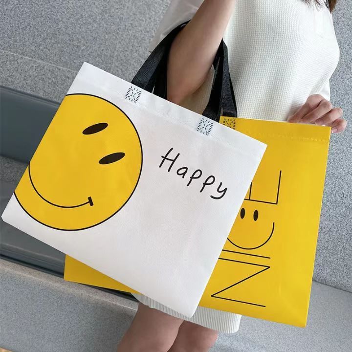 HIกระเป๋าสปันด์บอน์ ถุงใส่ของ ถุงหูหิ้วสีดำ รูปหน้ายิ้ม พร้อมสา่ง