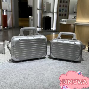 กระเป๋า Rimowa ORIGINAL BAG  ซีรีส์ ALUMINIUM ขนาด 16 นิ้ว และ 19 นิ้ว แบบสะพายข้าง