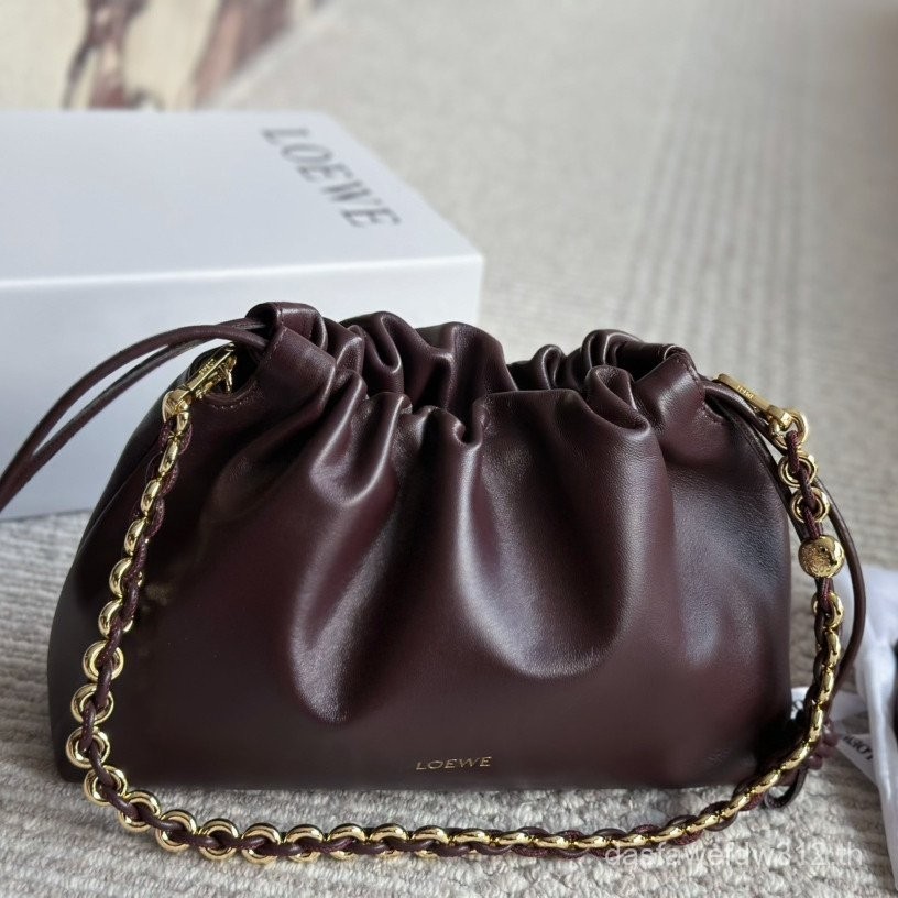 กระเป๋าแฟชั่นสไตล์ฟ ทำจากหนังวัว พร้อมสายรัด ออกแบบในสไตล์จีนลึกลับ เหมาะสำหรับผู้หญิง