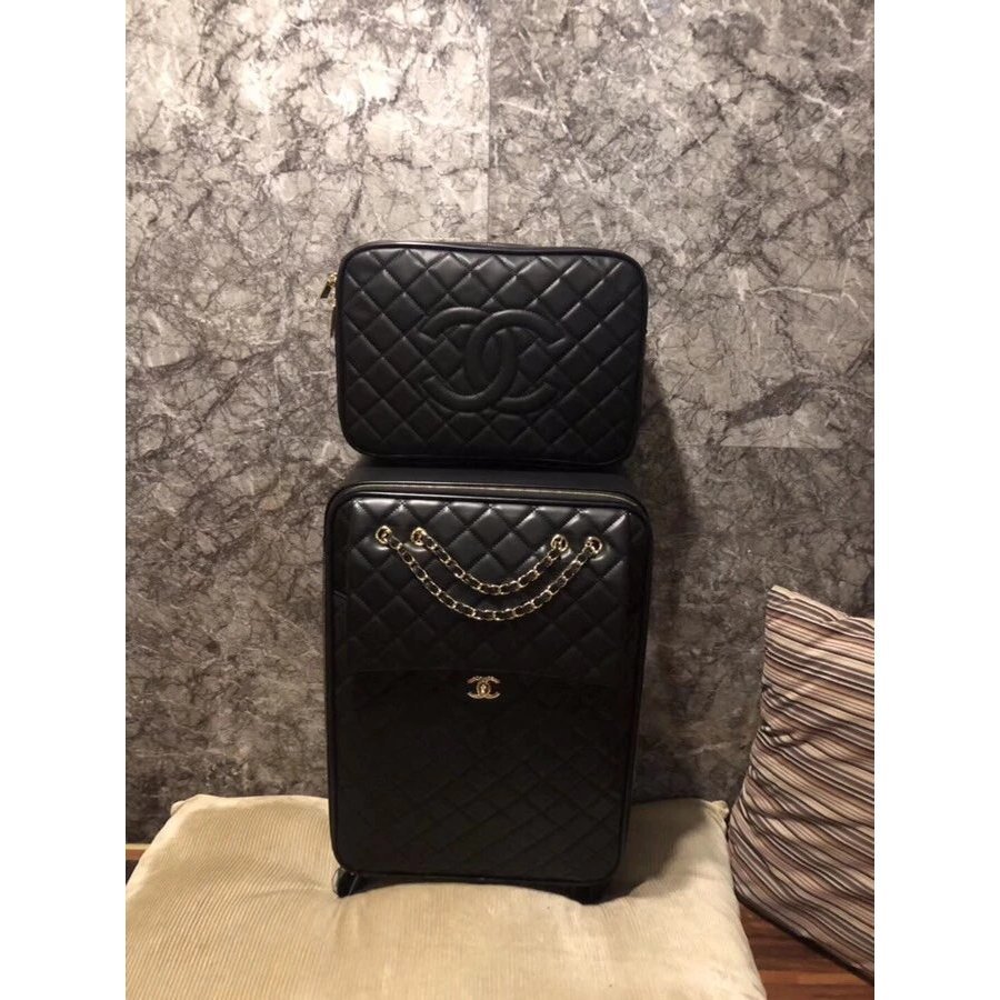 Ch nel Trolley Case A MustHave Good Things on Travel Vacation Very EasytoMatch One Material All Very HighGrade สามารถติดตั้งแนะนาคุณ 67cm Set