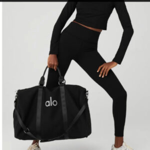 Alo Yoga กระเป๋าเดินทางแบบใช้มือถือ ระบบแยกแห้งและเปียก พื้นยางนีโอพรีน ซิปข้างกันน้า ขนาดพกพา