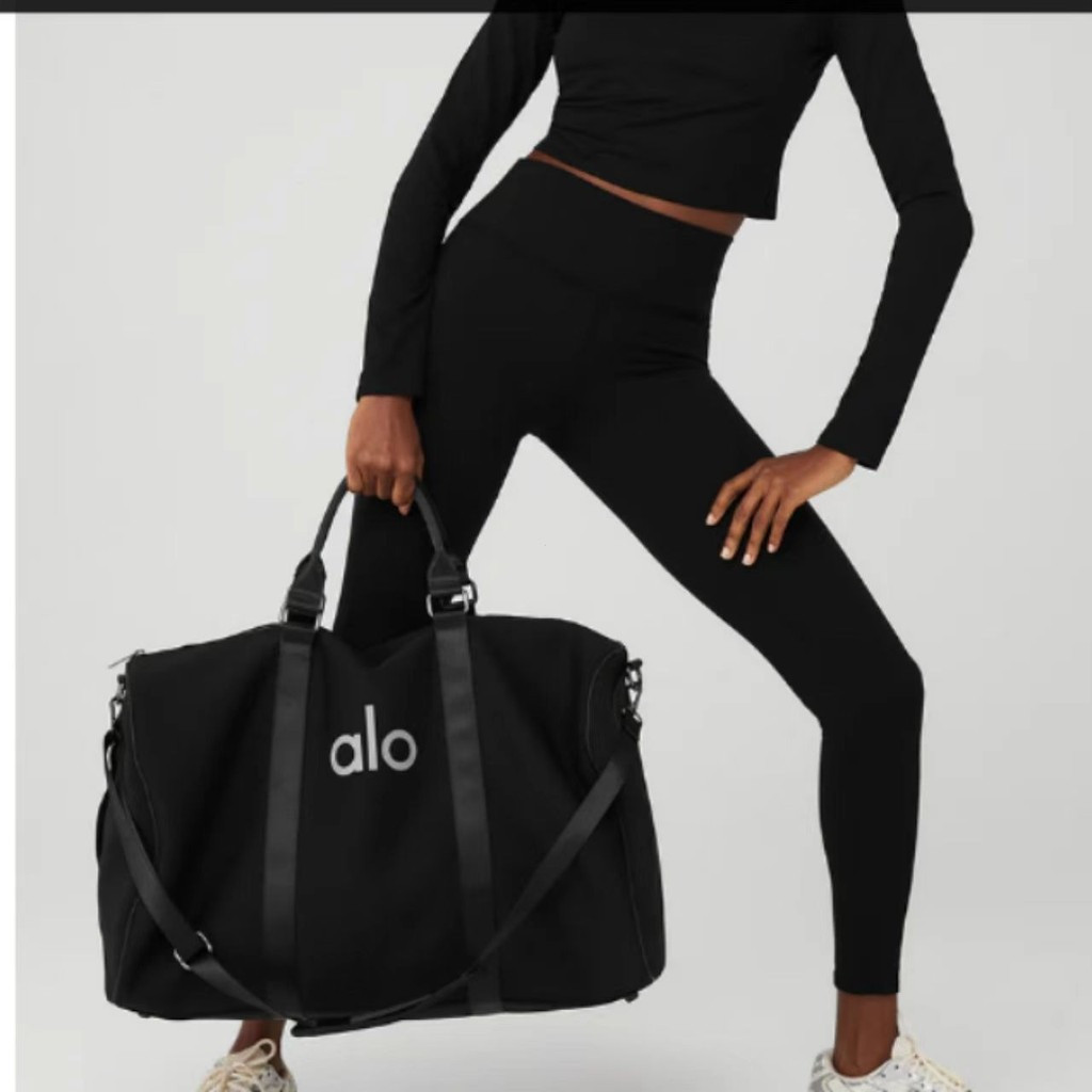Alo Yoga กระเป๋าเดินทางแบบใช้มือถือ ระบบแยกแห้งและเปียก พื้นยางนีโอพรีน ซิปข้างกันน้า ขนาดพกพา