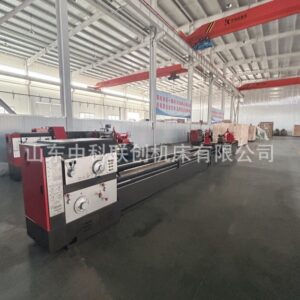 อุปทานโดยตรง CW6180x9000 เครื่องกลึงธรรมดา HeavyDuty แนวนอนรูรับแสงขนาดใหญ่เครื่องจักรกลที่แม่นยาเครื่องจักรระบายอากาศขนาดใหญ่