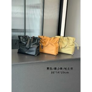 สไตล์ใหม่ Flamenco Large Drawstring Lucky Bag ฤดูใบไม้ร่วงฤดูหนาว Cuisine ความจุขนาดใหญ่ เดินทางออกเป็นกระเป๋าแม่ทั้งหมดไม่มีคาถามสาคัญที่สุด  ราคา 24900rmb